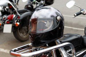 El mantenimiento del casco de la moto