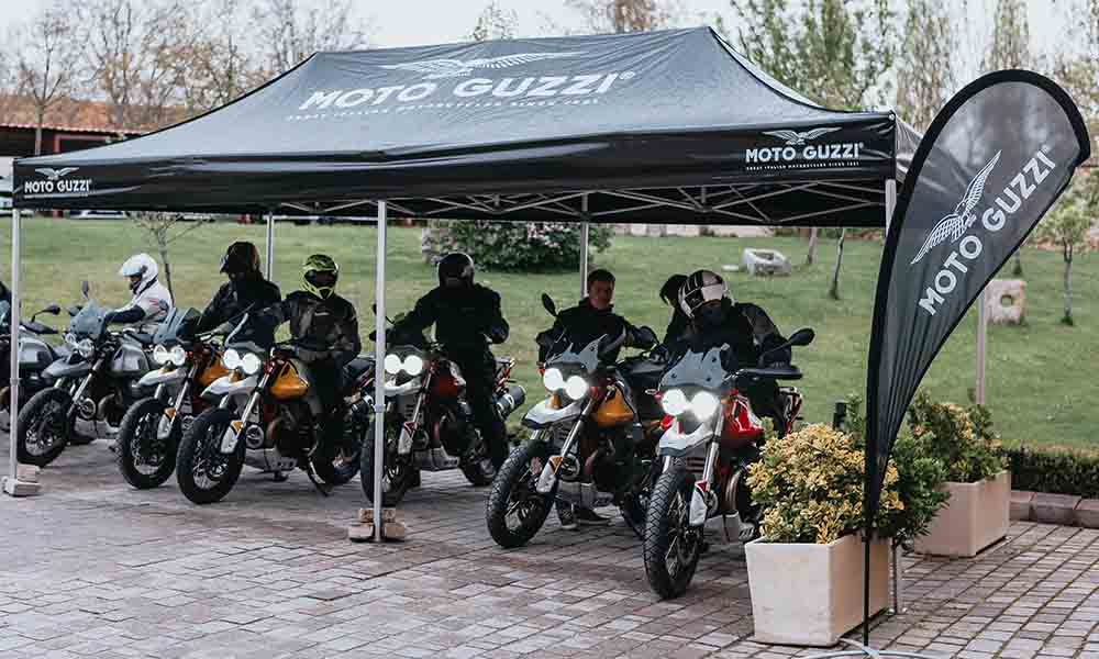 moto guzzi V85TT trail classic 2019, moto trail bajita, moto enduro trail, moto para viajar, moto guzzi, 