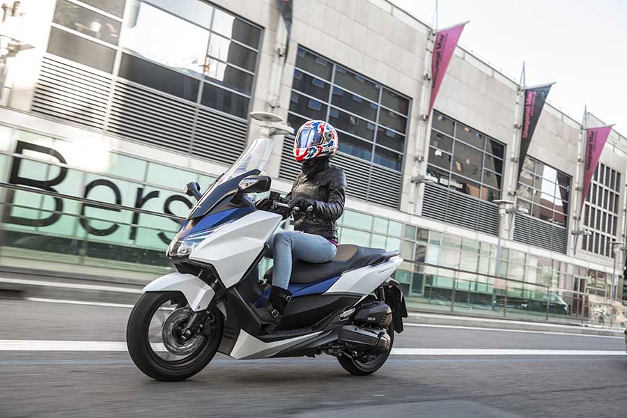 scooter por ciudad, Honda Forza 125